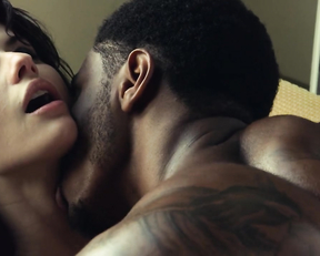 Alexandra Daddario topless – Texas Chainsaw (2013)