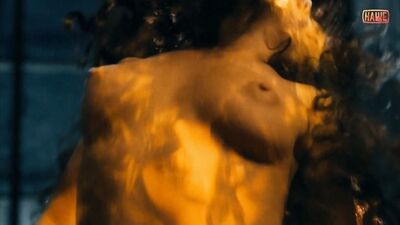 Anna Azarova nude – Golfstrim pod Aysbergom (2012)