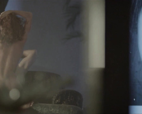 Anastasiya Klyueva nude – Sladkaya zhizn s01e03 (2014)