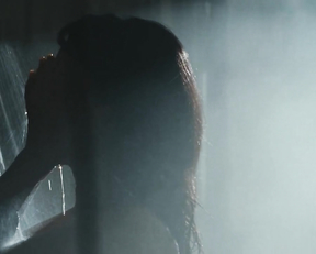 Anastasiya Zavorotnyuk nude – Kod apokalipsisa (2007)