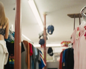 Sofia Vergara nude – Hot Pursuit (2015)