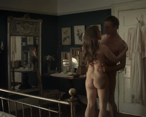 Saskia Reeves nude – Women in Love (2011)