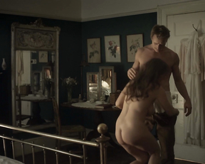 Saskia Reeves nude – Women in Love (2011)