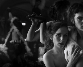 Eugenie Anselin, Samia Chancrin, Annika Meier, Annina Polivka - Der Hauptmann (2017)