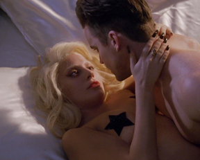 Lady Gaga naked – American Horror Story s05e09 (2015)
