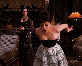 Mila Kunis – Oz the Great and Powerful (2013)