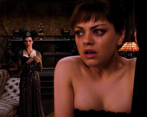 Mila Kunis – Oz the Great and Powerful (2013)