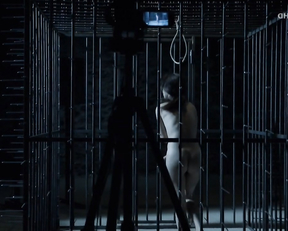 Katerina Janeckova nude – Labyrint s01e05-06 (2015)