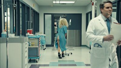 Tatiana Maslany – Orphan Black s05e02 (2017)