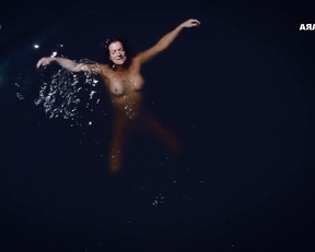 Malou Gorter nude - Oogappels s01e02 (2019)