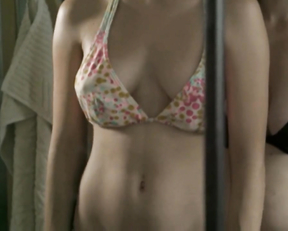 Julie Stark, Anna Hilgedieck - Stella (2013)