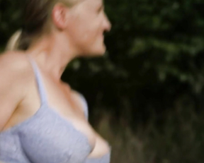 Julie Stark, Anna Hilgedieck - Stella (2013)