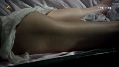 Renata Dancewicz nude – Diabelska edukacja (1995)