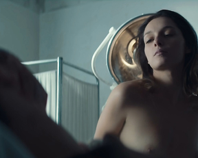 Marie-Ange Casta, Sara Cardinaletti, Sara Serraiocco - Lo spietato (2019)