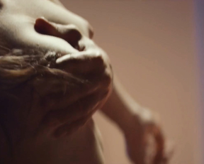 Marie-Ange Casta, Sara Cardinaletti, Sara Serraiocco - Lo spietato (2019)