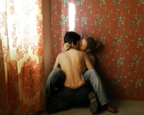 Anneke Kim Sarnau nackt – Fremde Haut (2005)