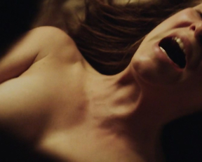 Sophie Cookson nude - The Crucifixion (2017)