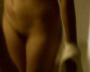 Franziska Weisz nude – Niemand ist eine Insel (2011)