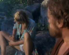 Amanda Donohoe naked - Castaway (1986)