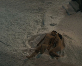 Emma Drogunova nackt - Der Trafikant (2018)