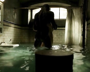 Sally Hawkins, Lauren Lee Smith - The Shape Of Water (2017)