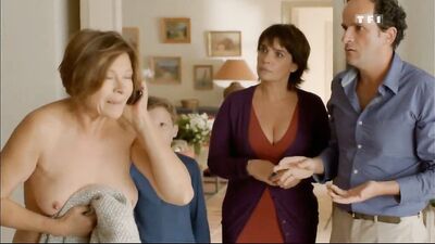 Marie Pape, Maeva Pasquali, Macha Meril, Christine Citti – A dix minutes des naturistes (2012)