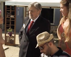 Laura Giudice nude – Veneneuses (2017)