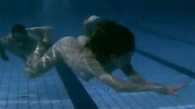 Juana Acosta, María Reyes Arias - A golpes (2005)