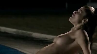 Juana Acosta, María Reyes Arias - A golpes (2005)