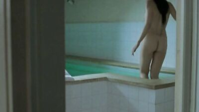Fanny Valette,  Elsa Zylberstein - La Petite Jerusalem (2005)