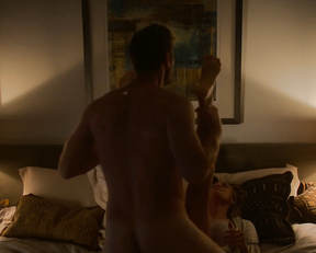 Erinn Hayes sex scene - Huge in France s01e03-04-07 (2019)