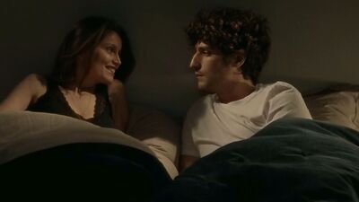 Lily-Rose Depp, Laetitia Casta - L'homme fidele (2018)