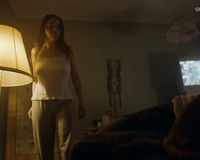 Verena Altenberger nude - Die beste aller Welten (2016)