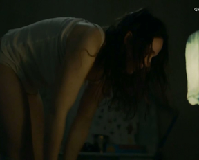 Verena Altenberger nude - Die beste aller Welten (2016)