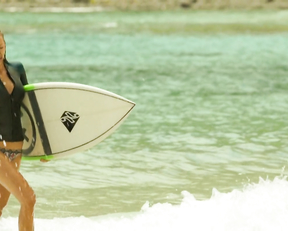 Blake Lively nude - The Shallows (2016)