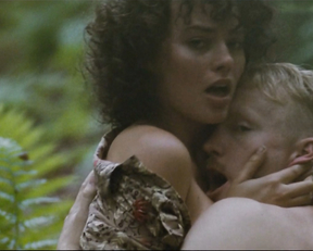 Margot Robbie sex, etc - Suite Francaise (2014)