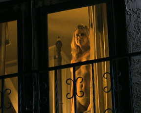 Amy Lindsay naked – Milf (2010)