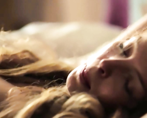 A. Podsiadlik, P. Roggan - Jak Całkowicie Zniknąć(2014)