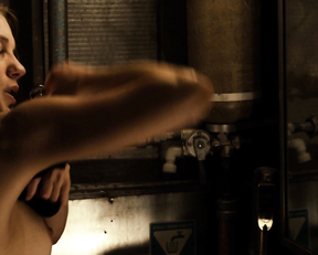 Katee Sackhoff - Riddick (2013)