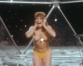 Valerie Perrine naked - Slaughterhouse-Five (1972)