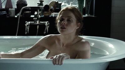 Amy Adams nude – Batman v Superman: Dawn of Justice (2016)