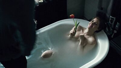 Amy Adams nude – Batman v Superman: Dawn of Justice (2016)