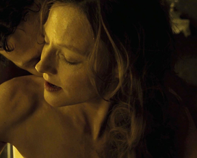 Jodie Foster naked – A Very Long Engagement (2004)