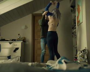 Paulina Andreeva, Aleksandra Bortich, Yuliya Aleksandrova - Lyubovnicy (2019)