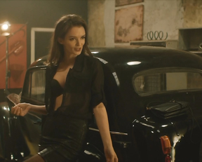 Paulina Andreeva, Aleksandra Bortich, Yuliya Aleksandrova - Lyubovnicy (2019)