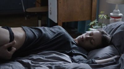 Alice Dwyer nackt – Ma Folie (2015)