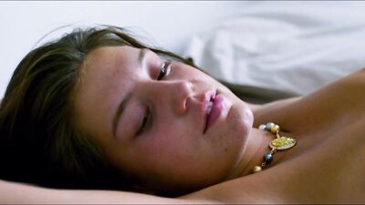 Adèle Exarchopoulos, Gemma Artenton - Orpheline (2016)