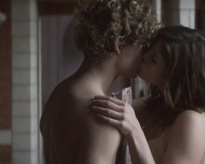 Gemma Arterton - Gemma Bovery (2014, slow-mo)