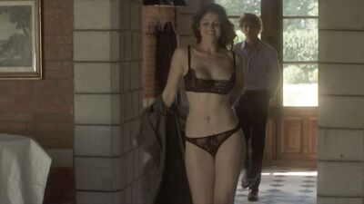 Gemma Arterton - Gemma Bovery (2014, slow-mo)
