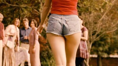 Gemma Arterton - Tamara Drewe (2010, slow-mo)